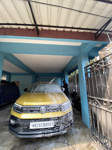 Poriscar - Doorstep Car Wash Service (Kolkata)