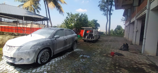 Carclenx Car & Bike Wash service Trivandrum Doorstep Car Wash
