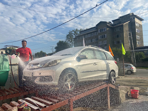 Kashmir Car Washing