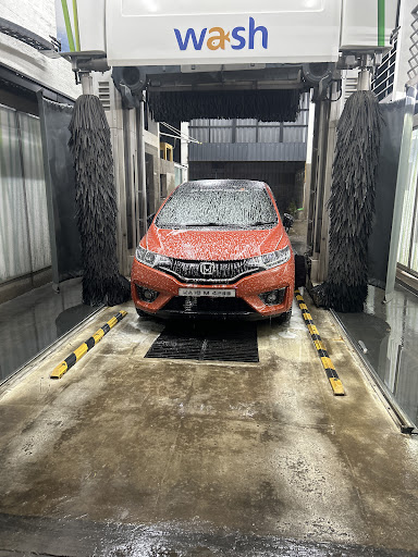 TotalEnergies WASH - Exotic Car Spa
