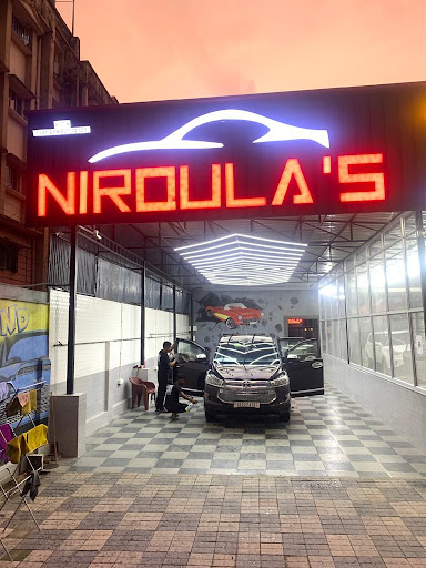 NIROULAS AUTOMATIC CAR WASH AND DETAILING STUDIO