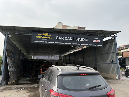 Hotwheels Car Care Studio