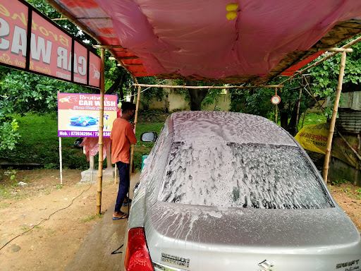 Brother s car wash