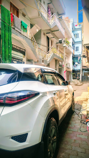 Car cleaning service Gaya at home - Cleo Home