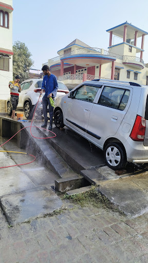 Deluxe Car & Bike Washing Center