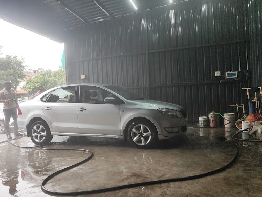 DM CAR CARE