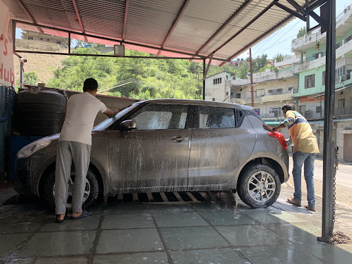 Honey’s Car Wash