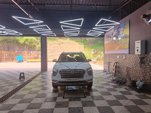 DETAILING KING