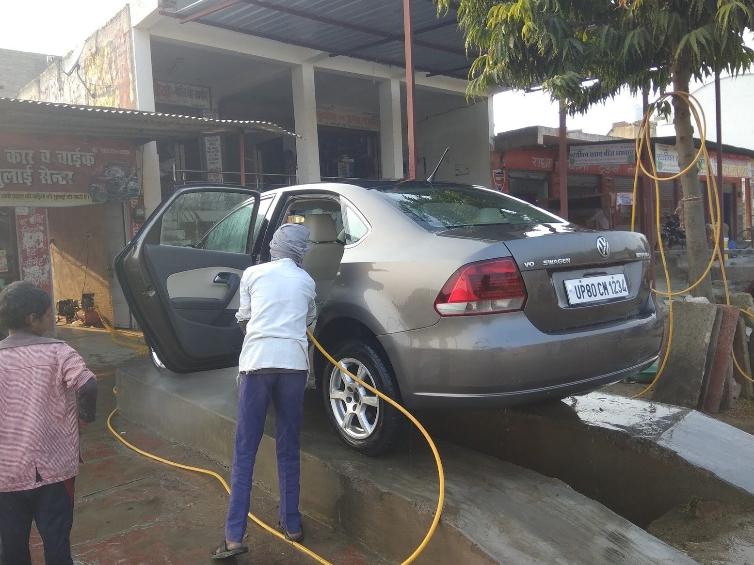 uttam car bike washing service center
